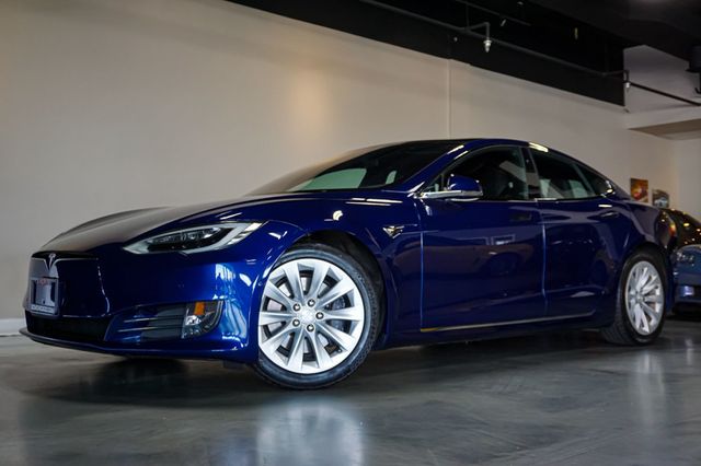 tesla model s 2018 5YJSA1E28JF281747 image